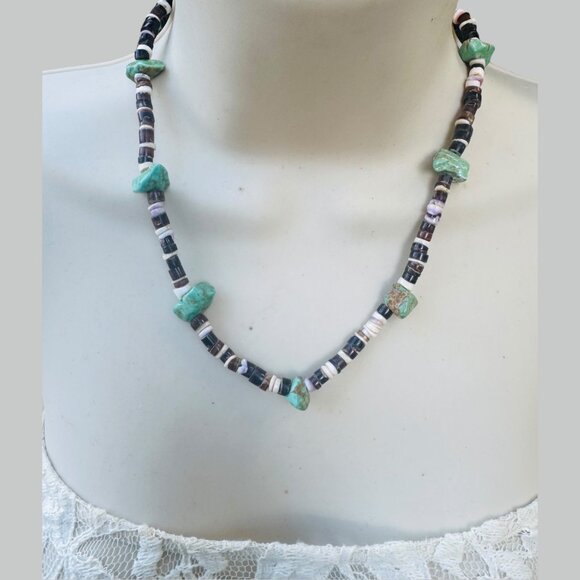 Vintage Artisan Crafted Turquoise & Heishi Shell Beaded Necklace Native American - Picture 2 of 7